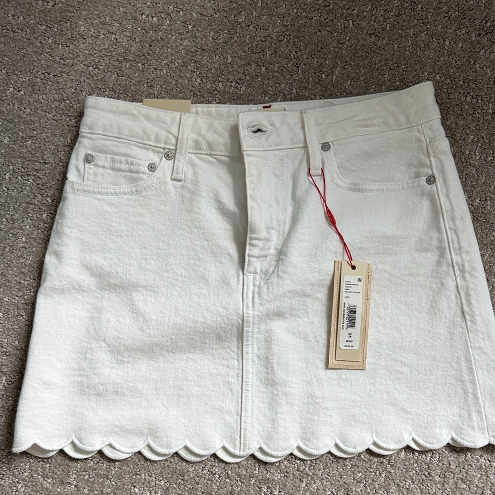 Alice + Olivia Cream Scalloped Mini Skirt